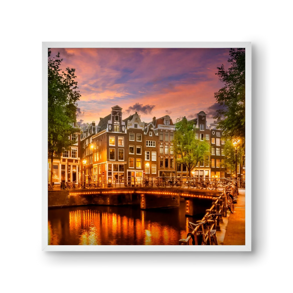 AMSTERDAM Idyllic impression from Singel - artbridge