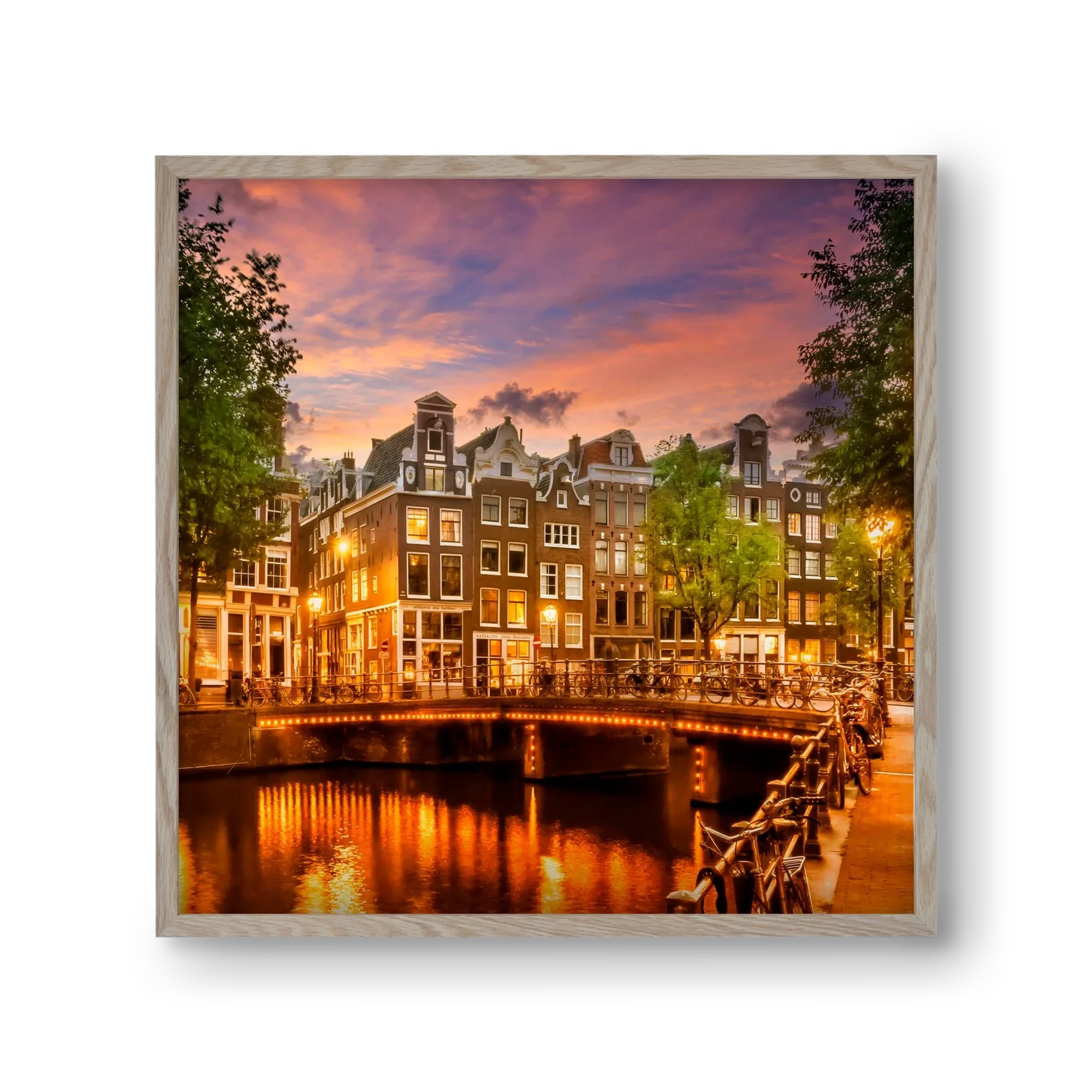 AMSTERDAM Idyllic impression from Singel - artbridge