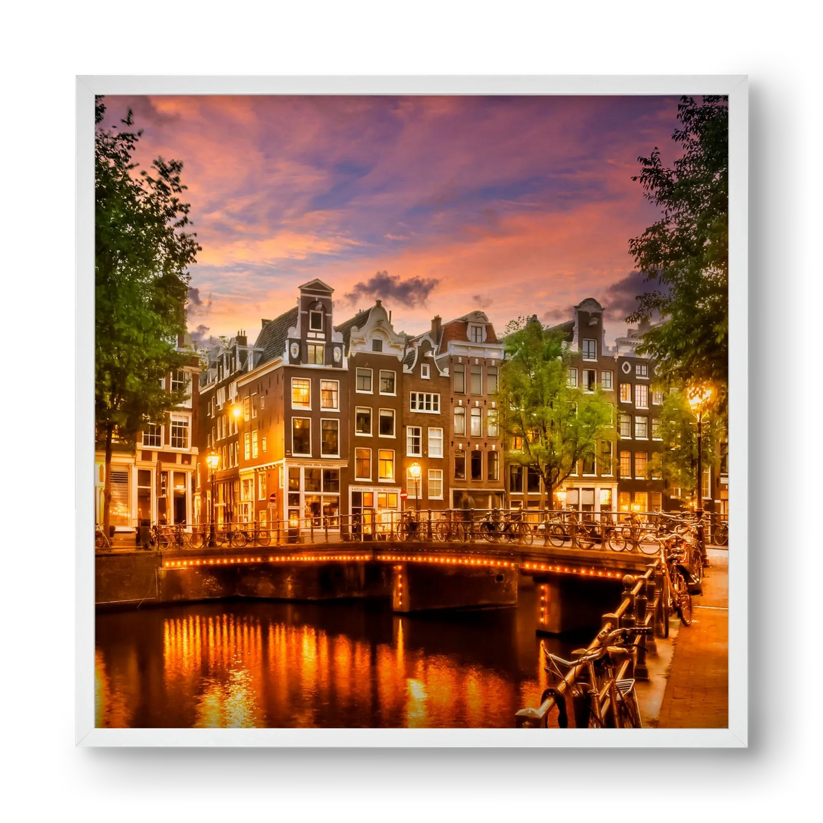AMSTERDAM Idyllic impression from Singel - artbridge