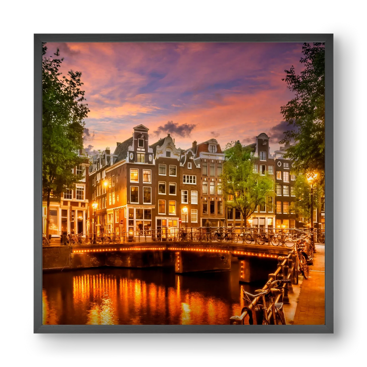 AMSTERDAM Idyllic impression from Singel - artbridge