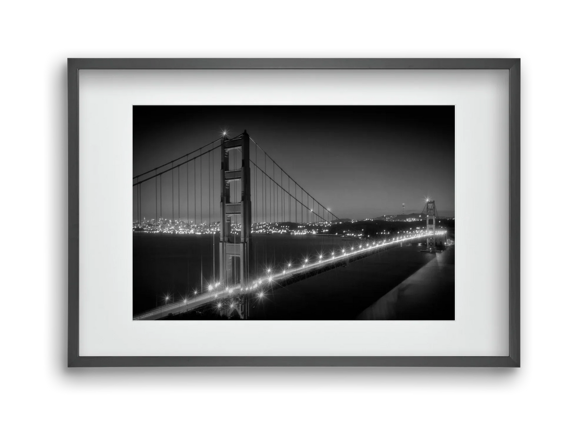 Evening Cityscape of Golden Gate Bridge | Monochrome - artbridge