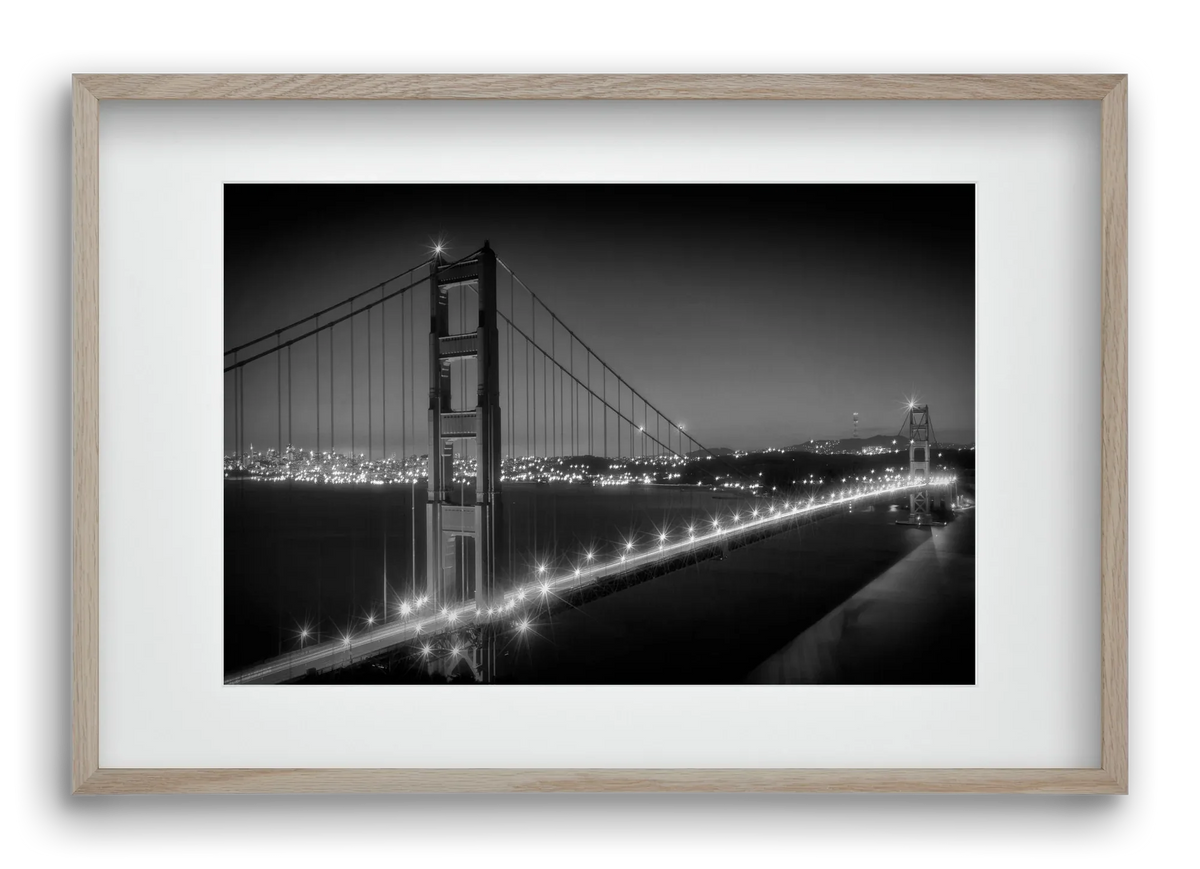 Evening Cityscape of Golden Gate Bridge | Monochrome - artbridge