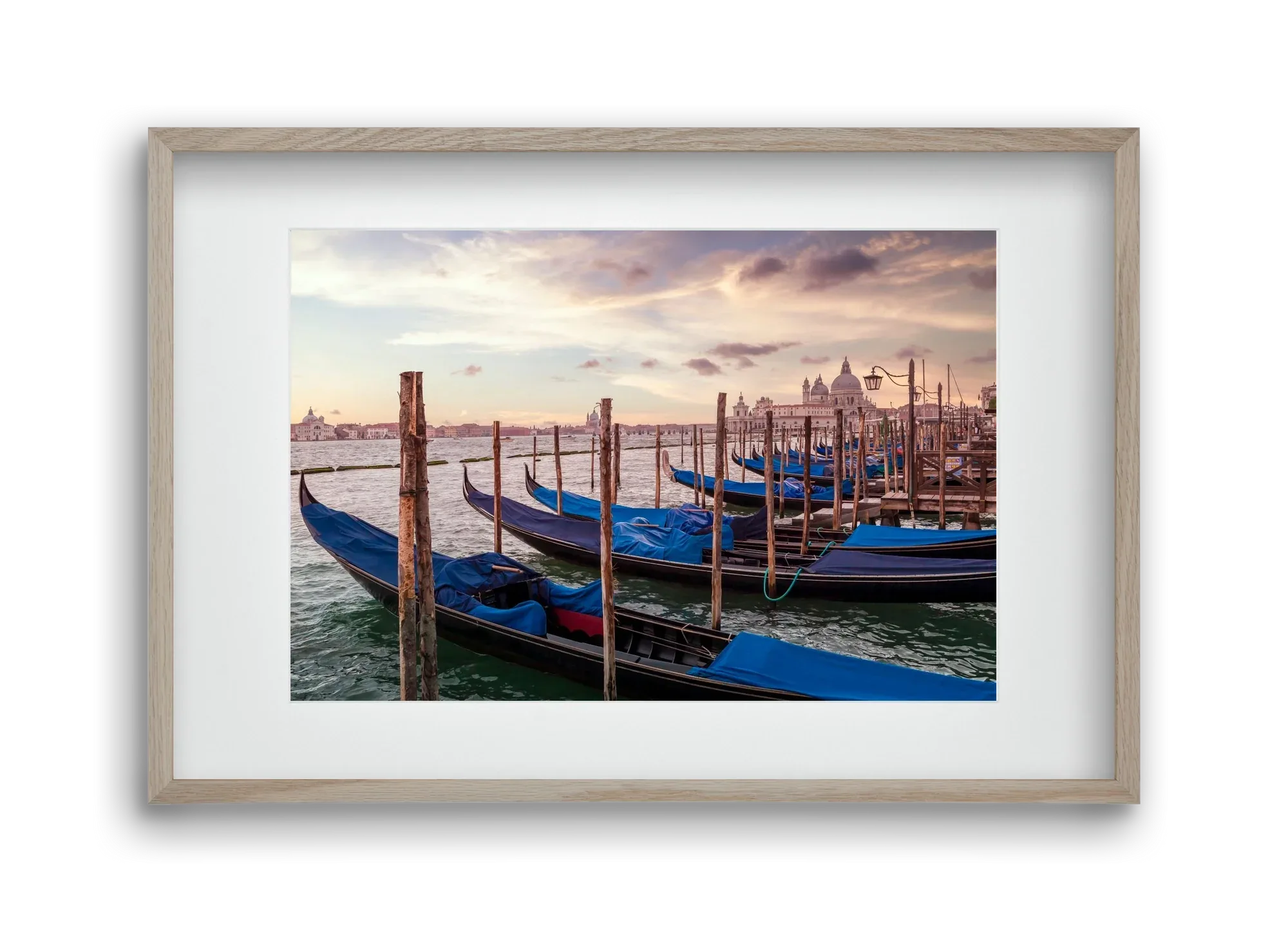 VENICE Gondolas & Santa Maria della Salute - artbridge