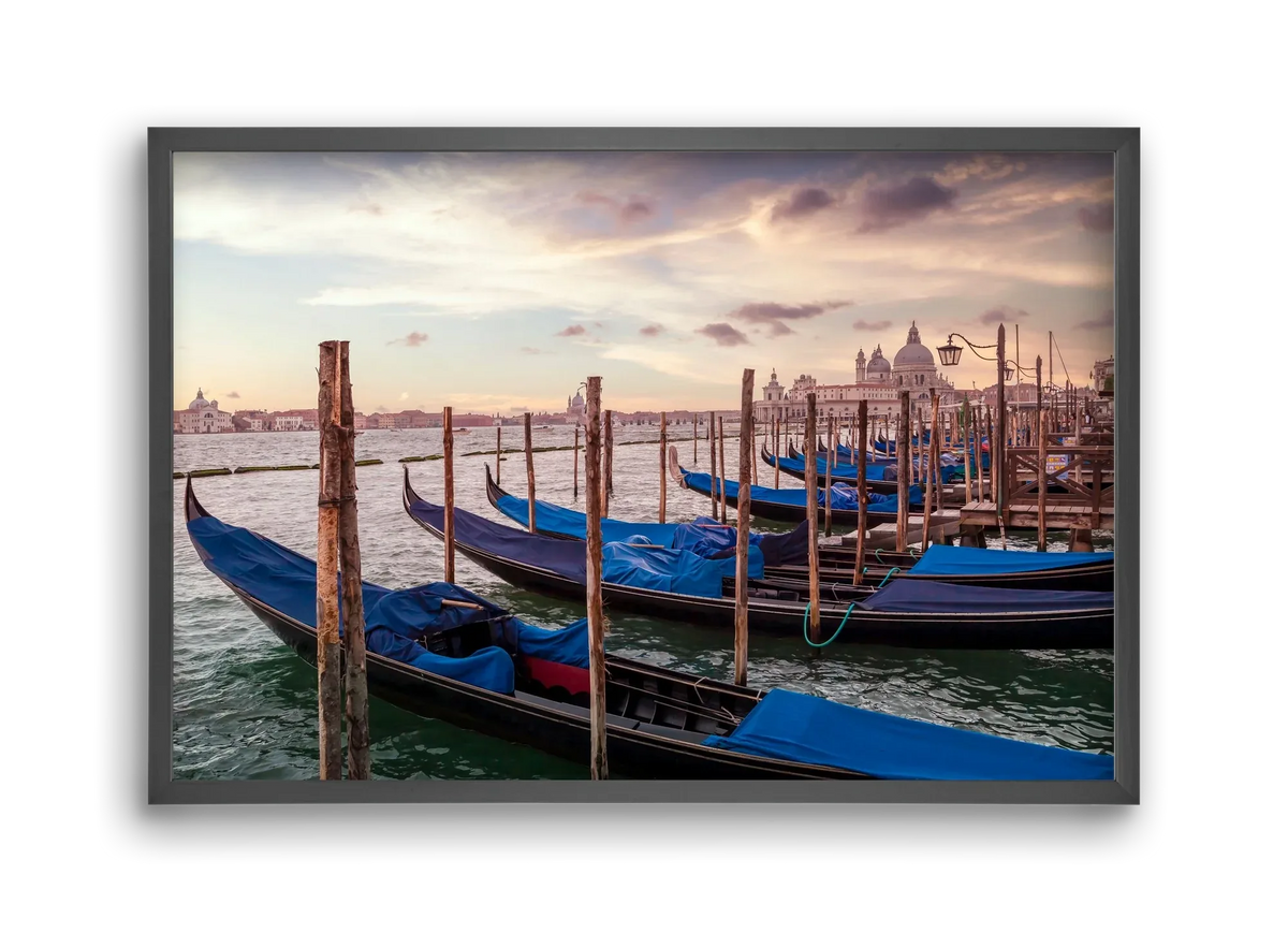 VENICE Gondolas & Santa Maria della Salute - artbridge