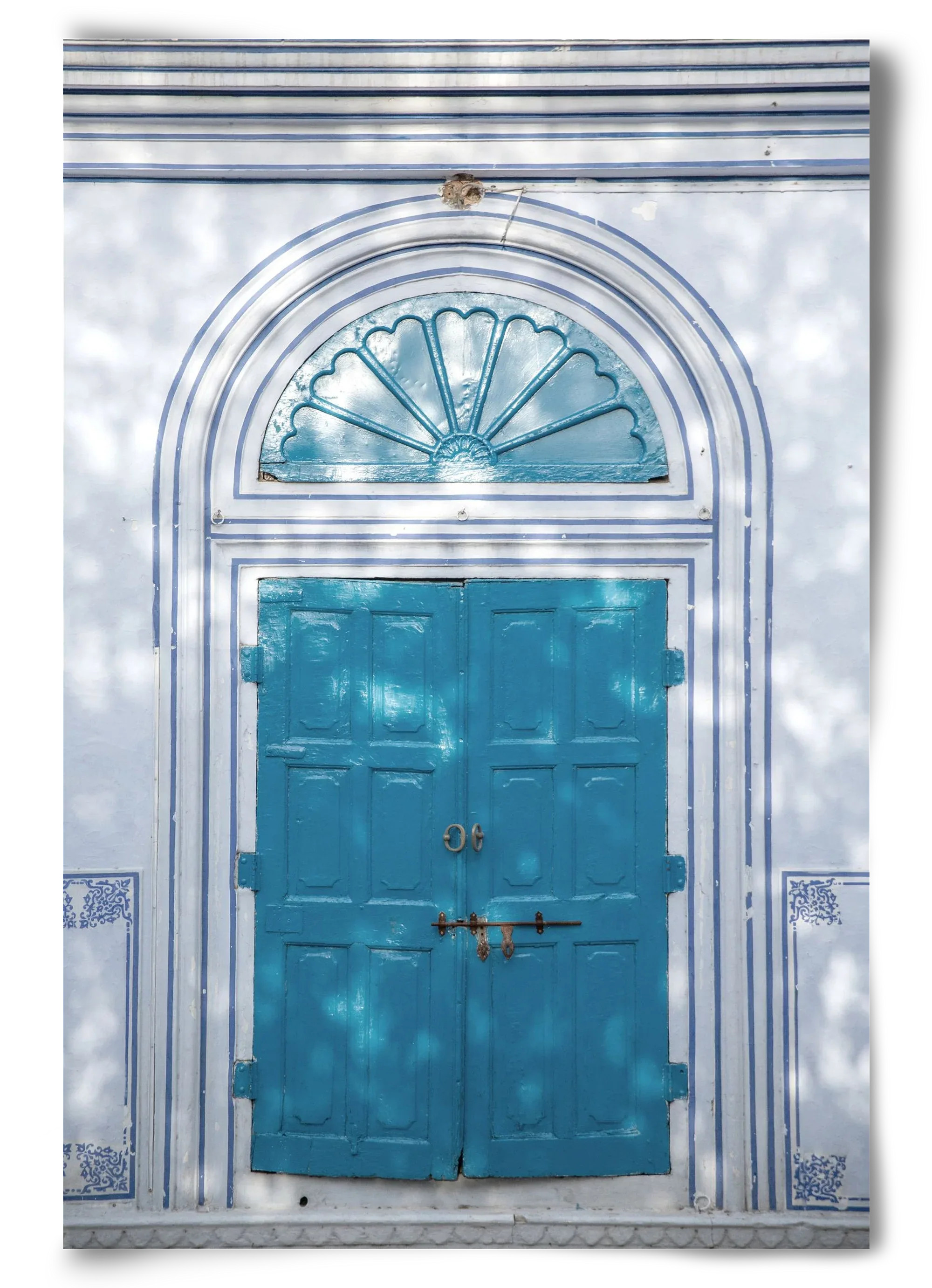 Blue door - artbridge