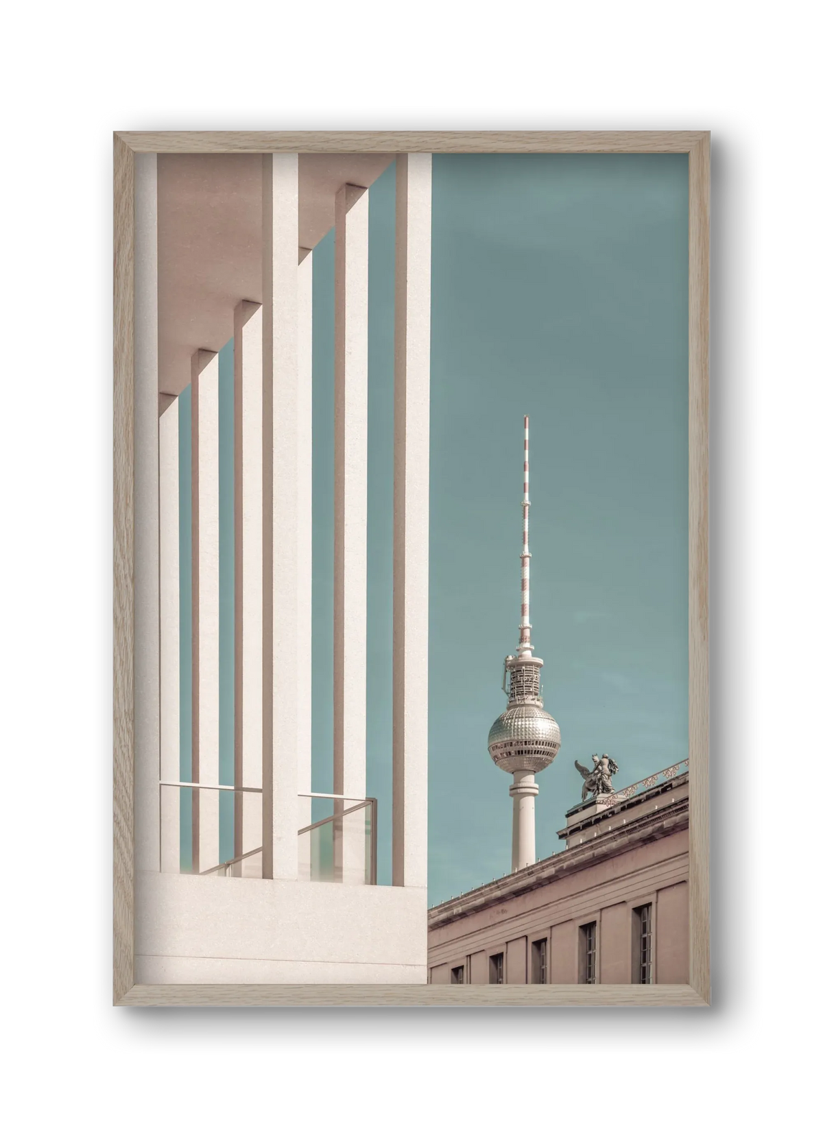 BERLIN Television Tower | urban vintage style - artbridge