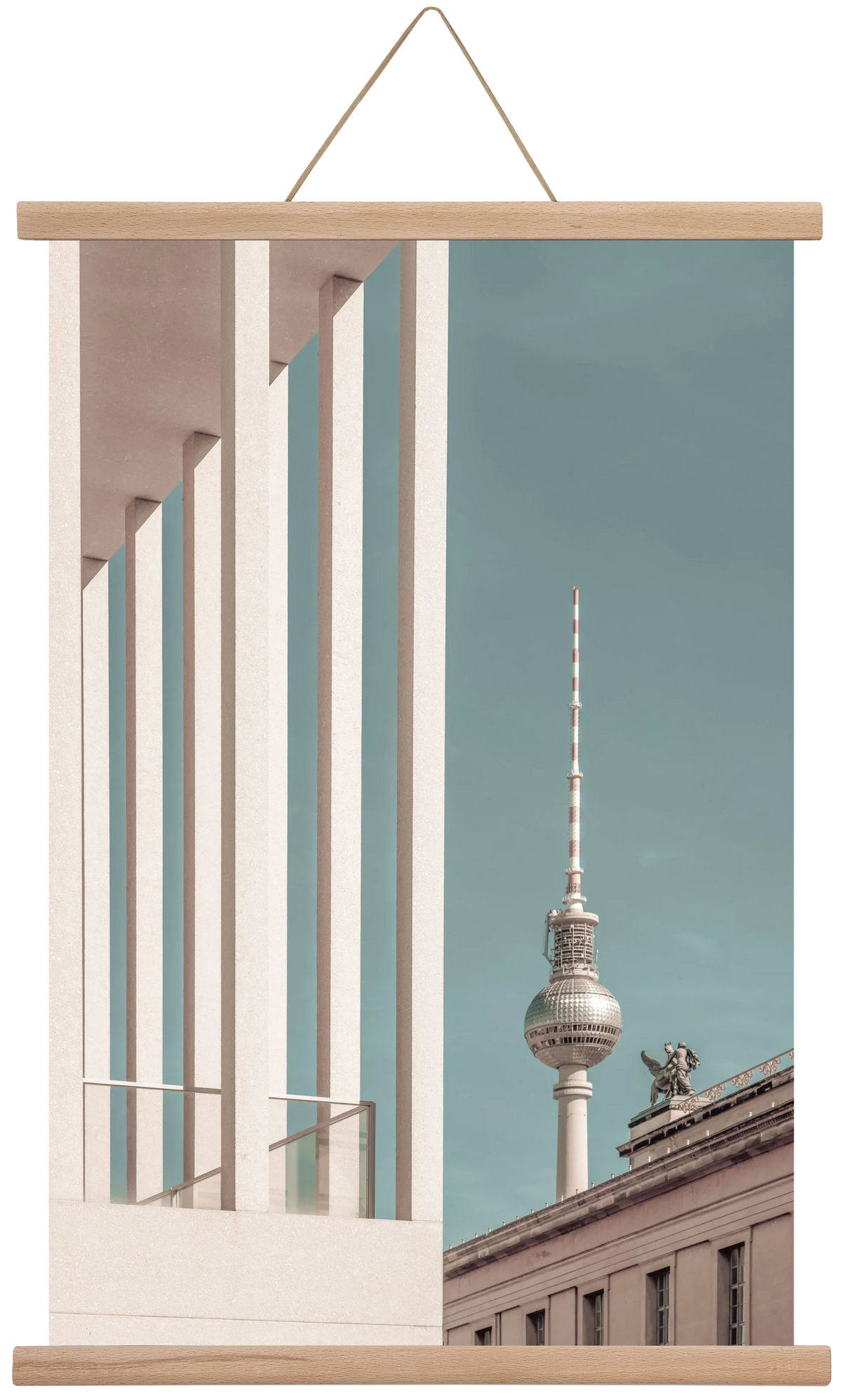 BERLIN Television Tower | urban vintage style - artbridge