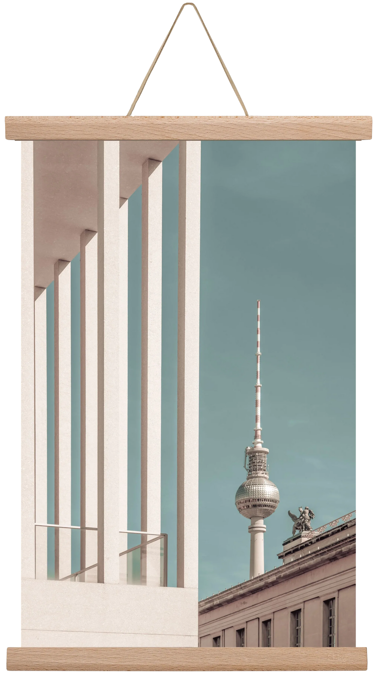 BERLIN Television Tower | urban vintage style - artbridge