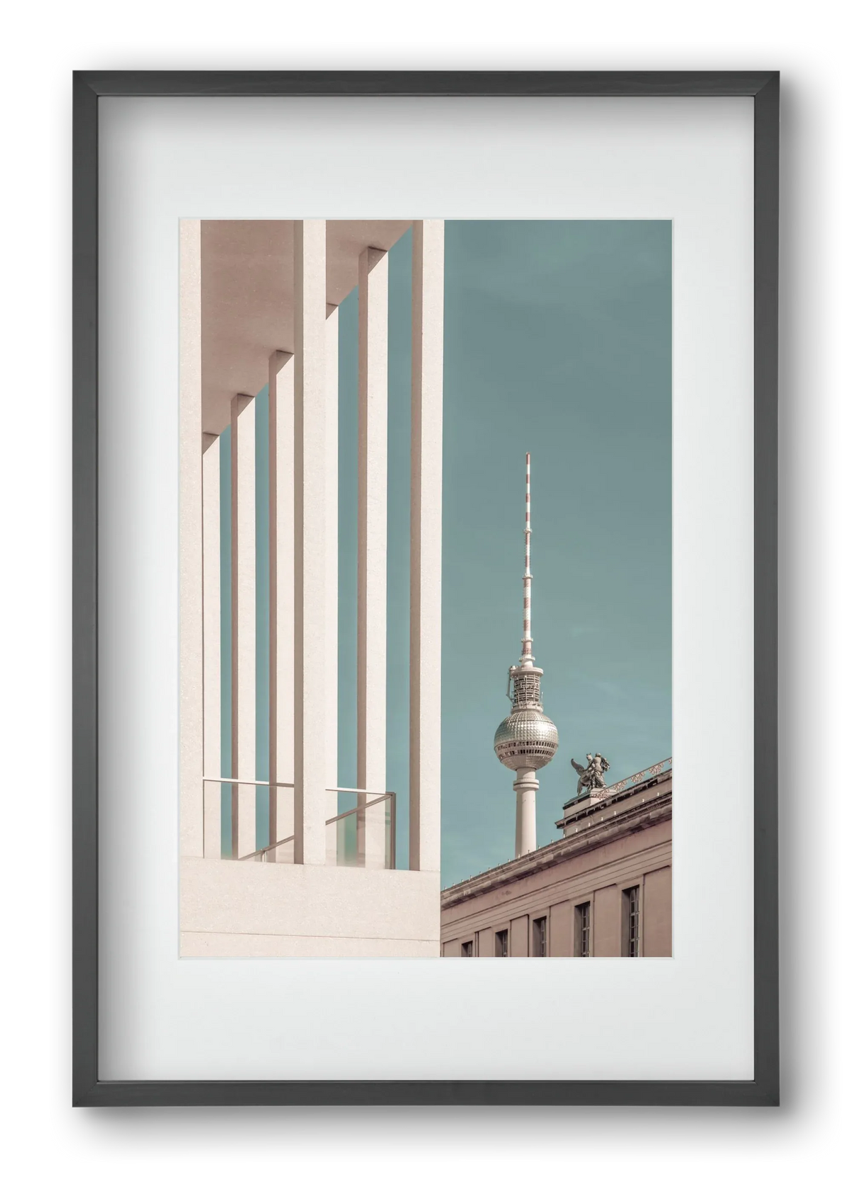 BERLIN Television Tower | urban vintage style - artbridge