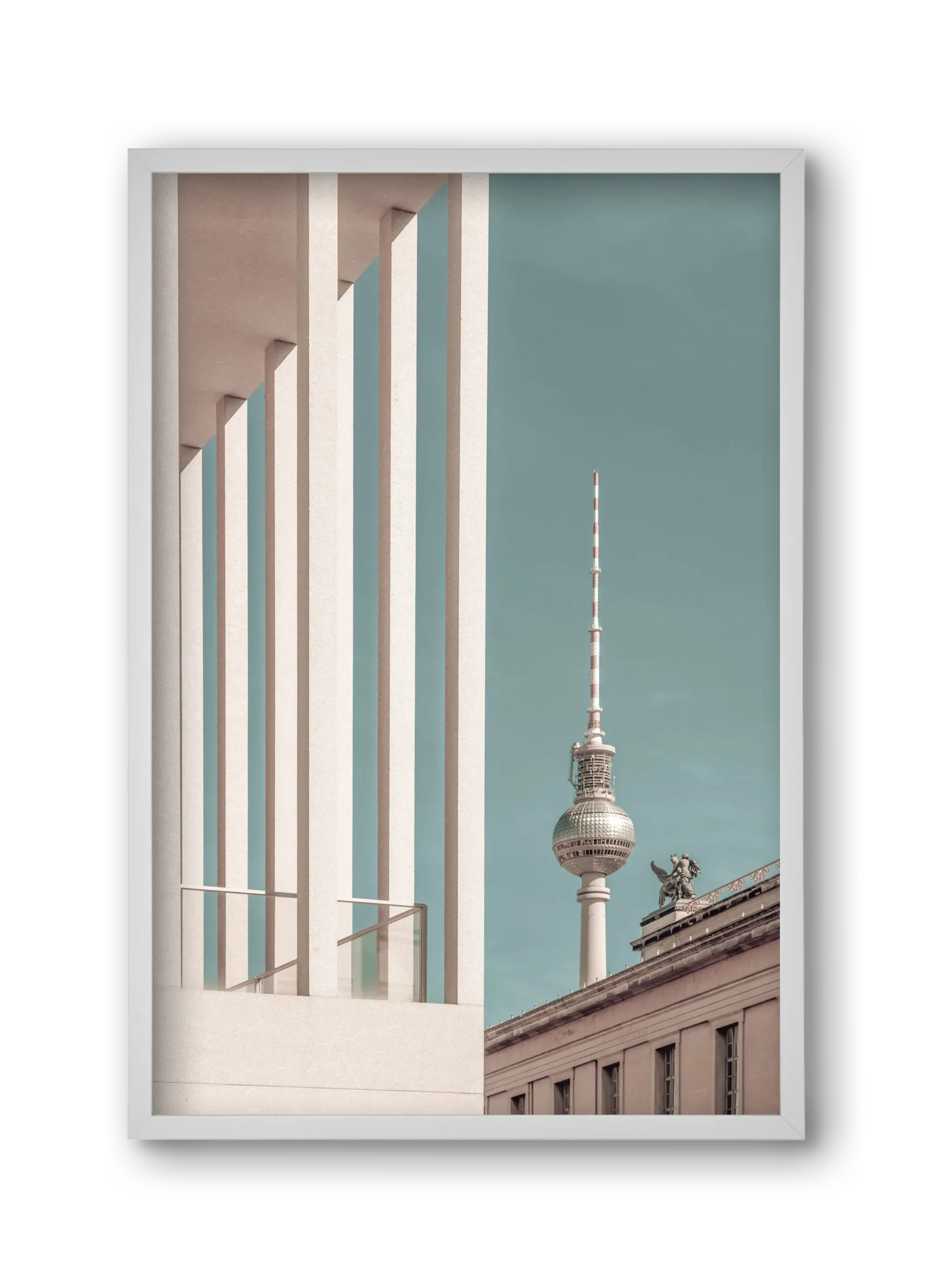 BERLIN Television Tower | urban vintage style - artbridge