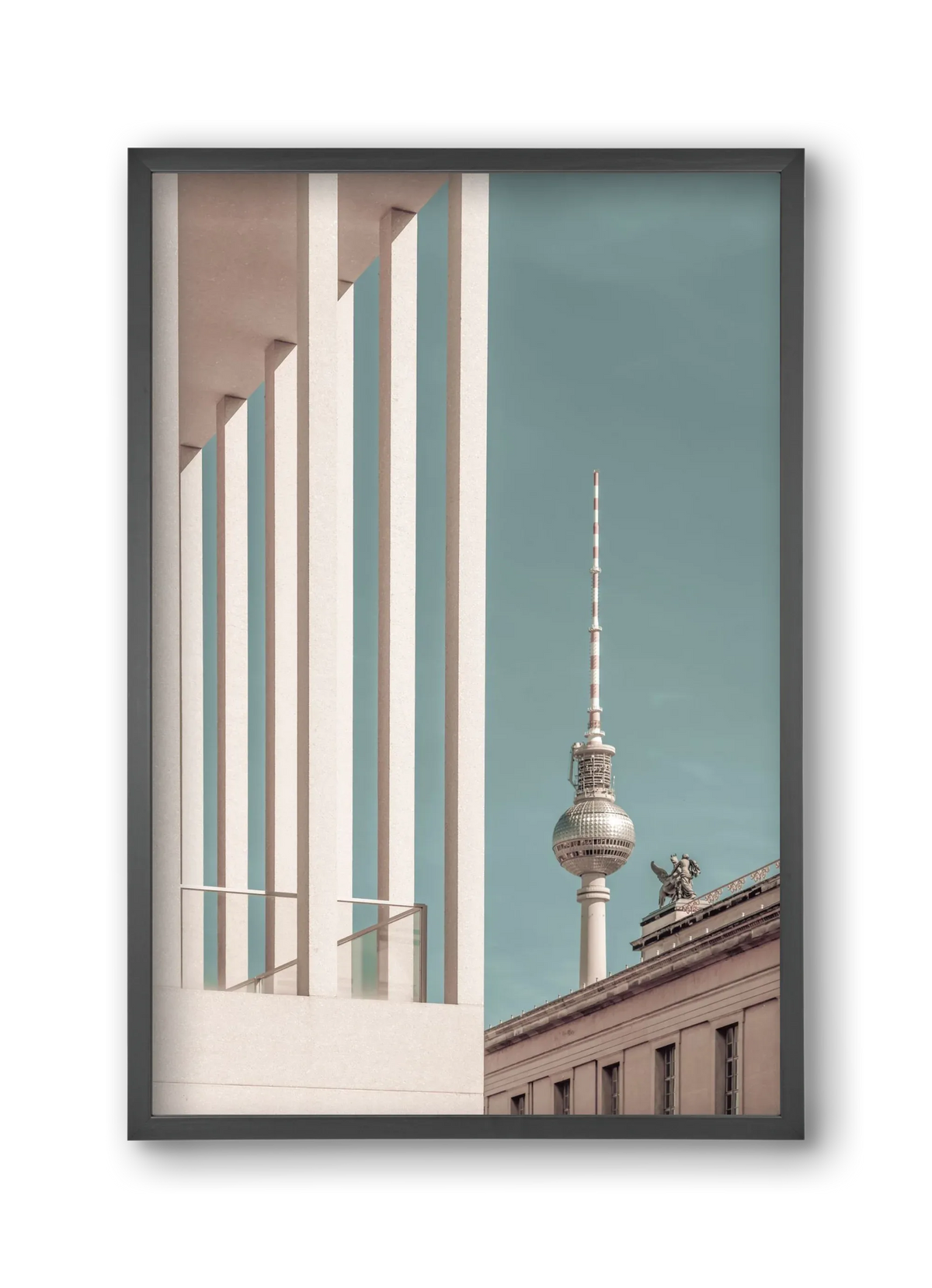 BERLIN Television Tower | urban vintage style - artbridge