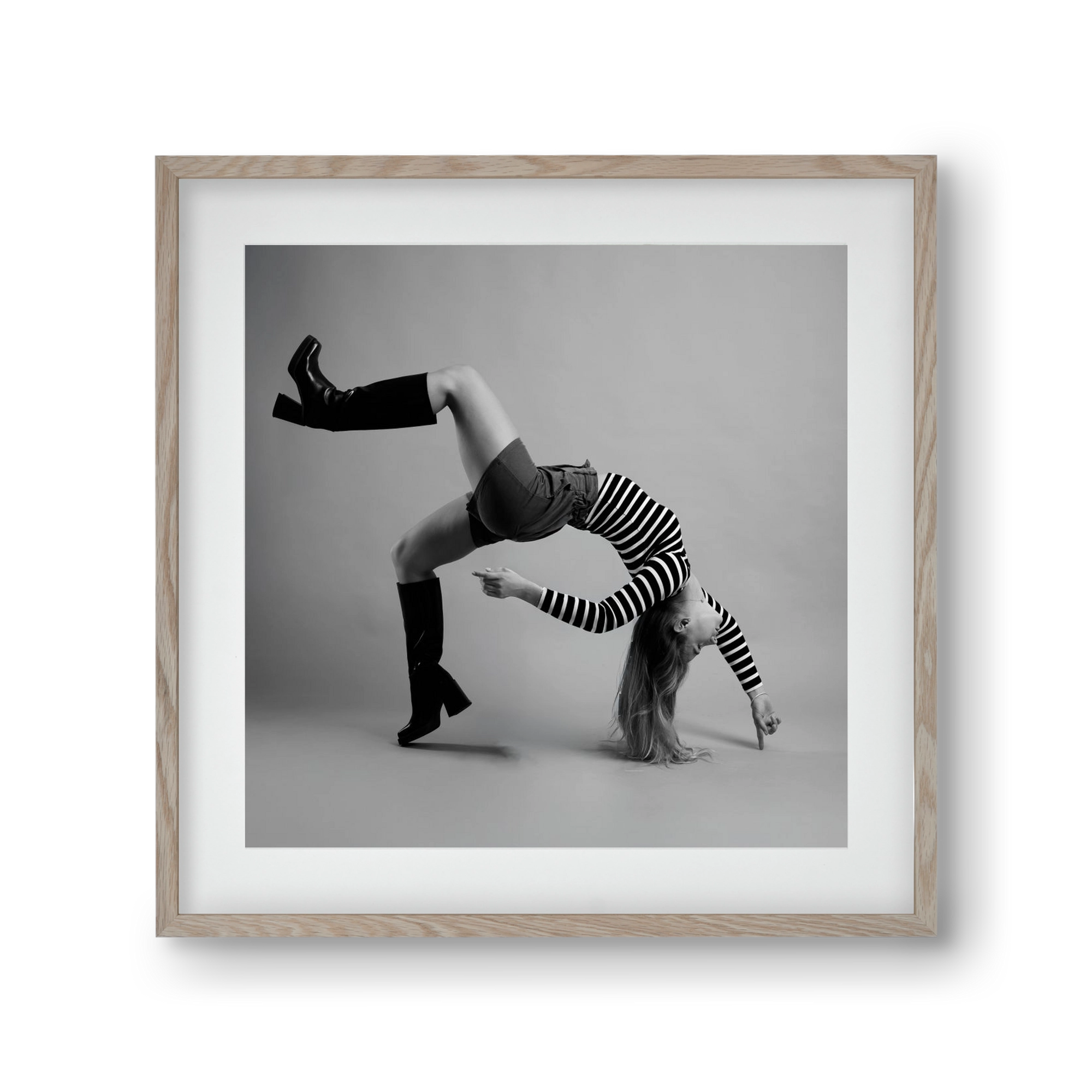 Balance, 30x30 cm (20x20 cm), Tölgy keret, paszpartuval