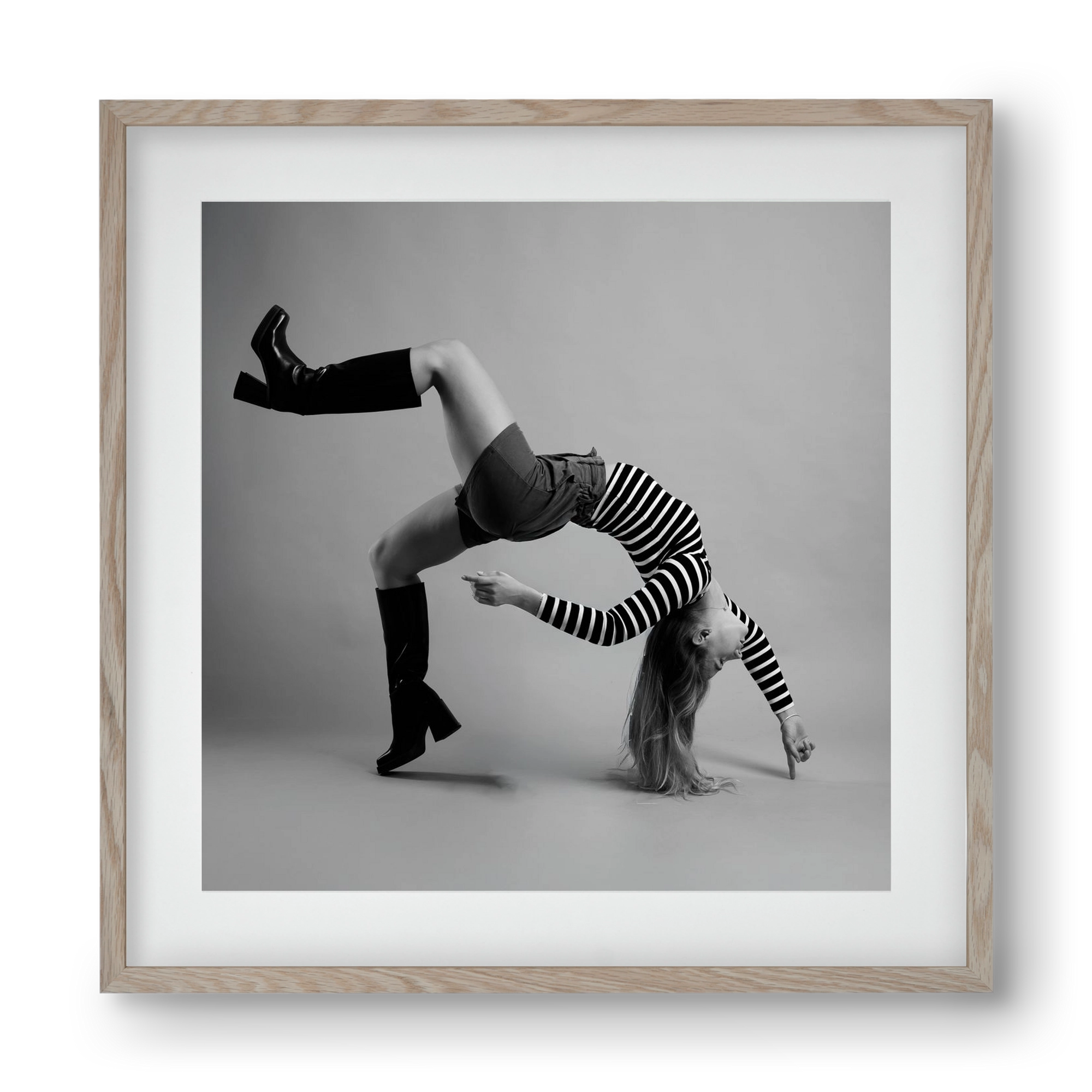 Balance, 40x40 cm (30x30 cm), Tölgy keret, paszpartuval
